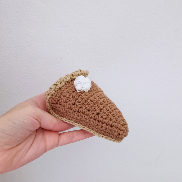 Trozo de tarta amigurumi