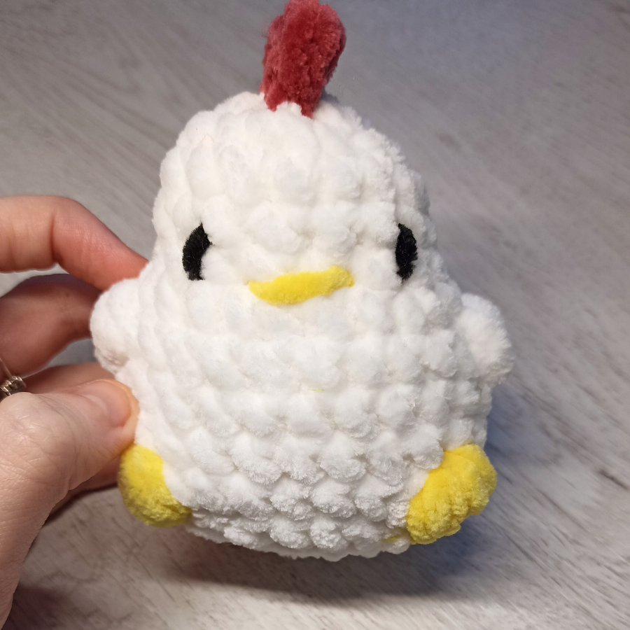 Peluche gallina a crochet