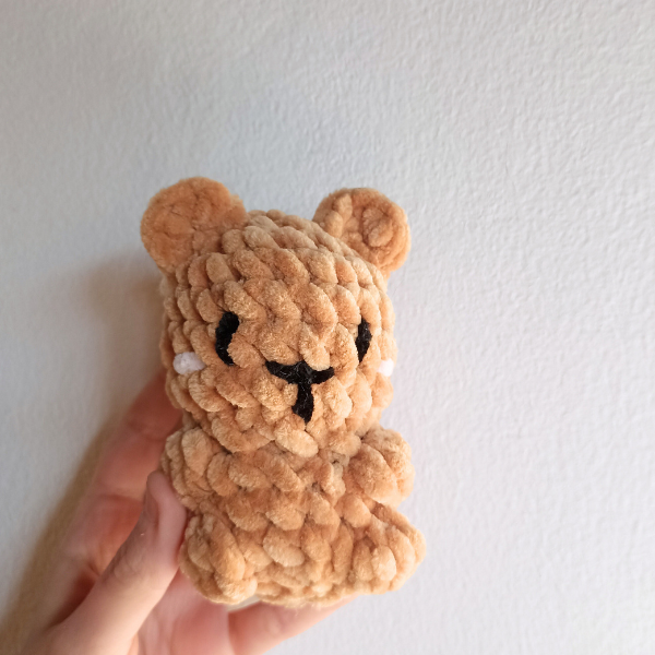 Llavero oso amigurumi