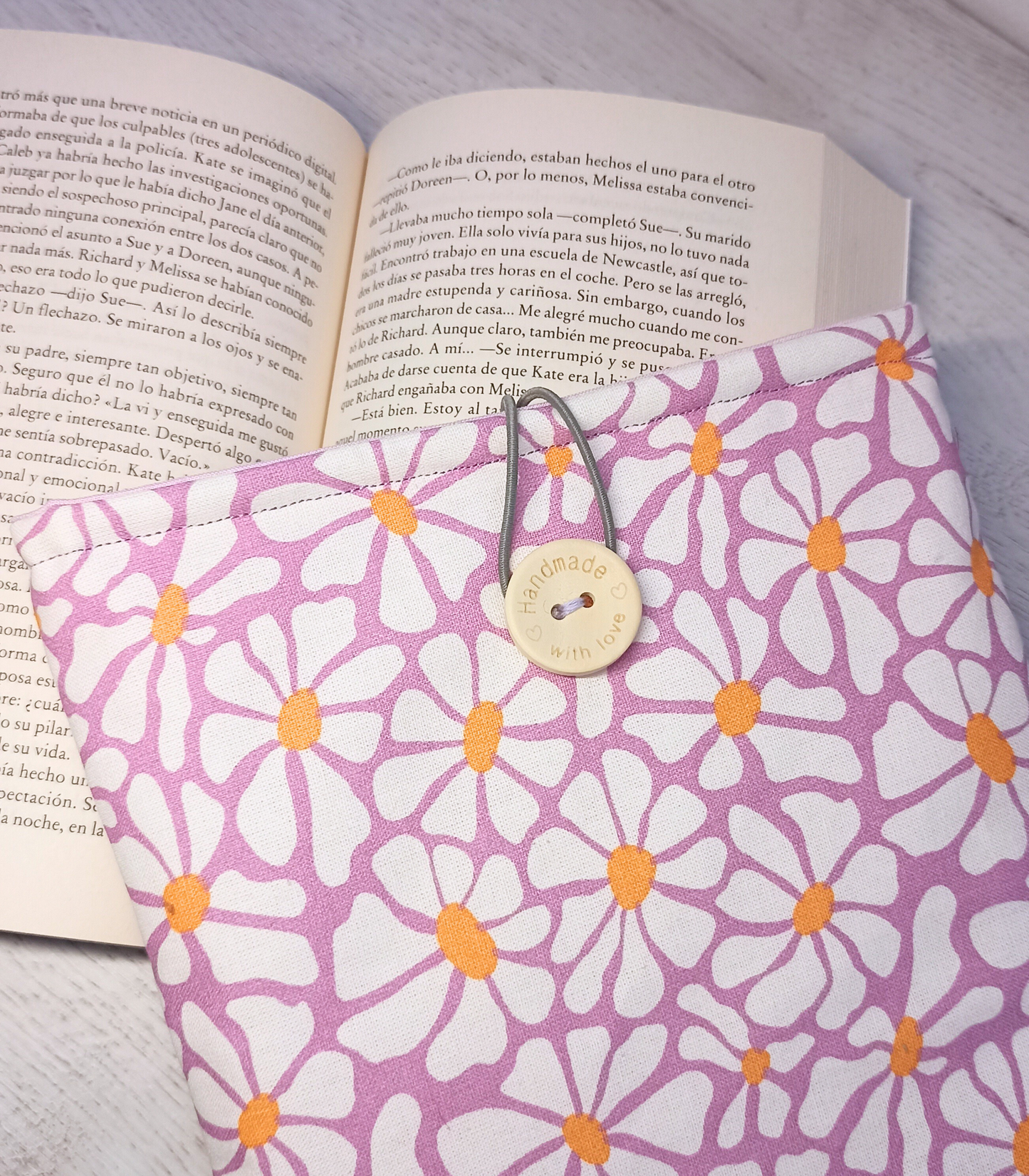 Funda para libros Margaritas retro