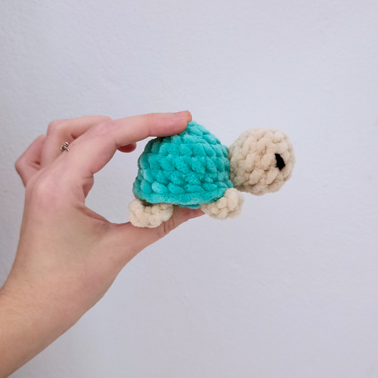 Llavero tortuguita de peluche Amigurumi