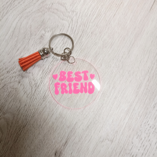 Llavero Best Friend estilo retro – Sencillo, bonito y con corazones